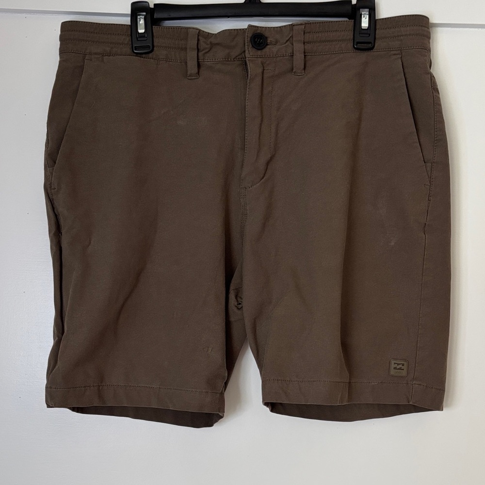 Billabong Men's Tan Flat Front Shorts size XL